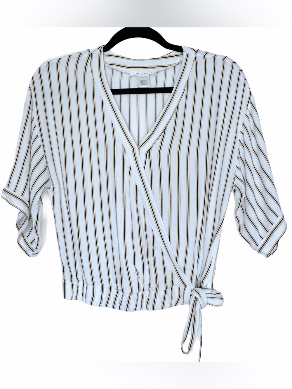 Urban Romantics Striped V-neck Top Size Small